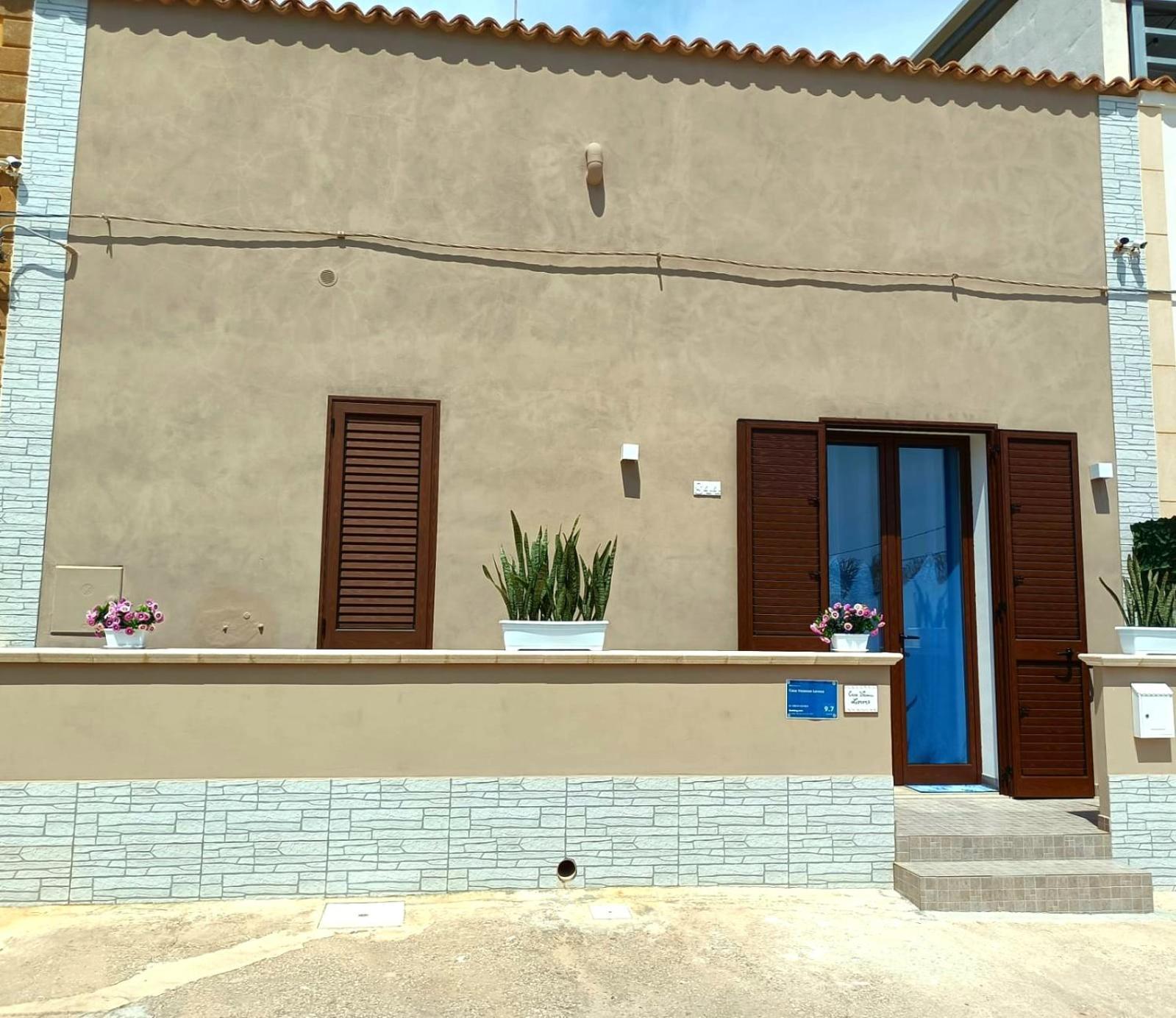 Casa Vacanze Lorenz マルサラ エクステリア 写真
